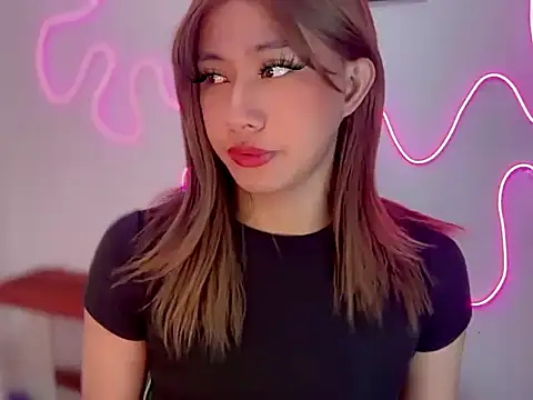 asiantwink0000 online show from June 28, 9:43 pm