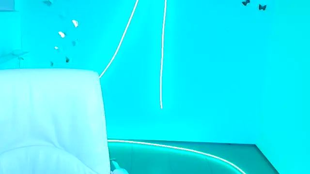 Amanda Swannn online show from January 5, 5:27 pm