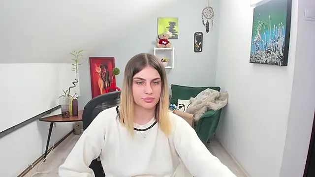 Snapshot of SarahOwenn chatting on November 28, 12:41 pm SarahOwenn online show from November 28, 12:41 pm