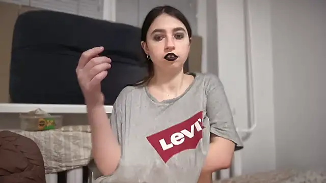 Aphr0ditee online show from March 6, 6:04 pm