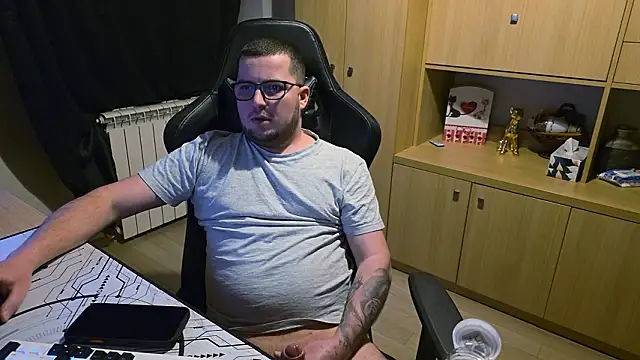 Snapshot of kevinnlovelly chatting on January 31, 7:11 pm kevinnlovelly online show from January 31, 7:11 pm