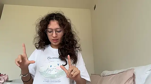 Snapshot of Alicatcua_ chatting on July 5, 7:10 pm Alicatcua online show from July 5, 7:10 pm
