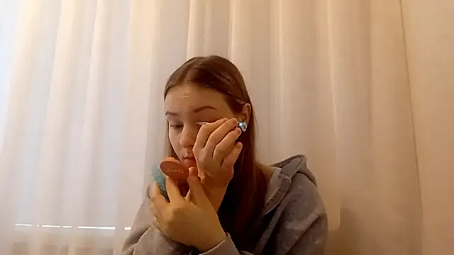 CrackShirker online show from February 19, 7:04 am