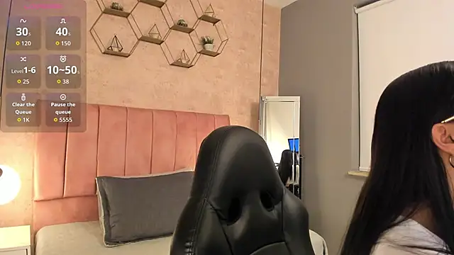 Magic adry online show from December 19, 7:32 pm