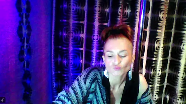 Snapshot of Soniakiss chatting on February 3, 3:17 pm Soniakiss online show from February 3, 3:17 pm
