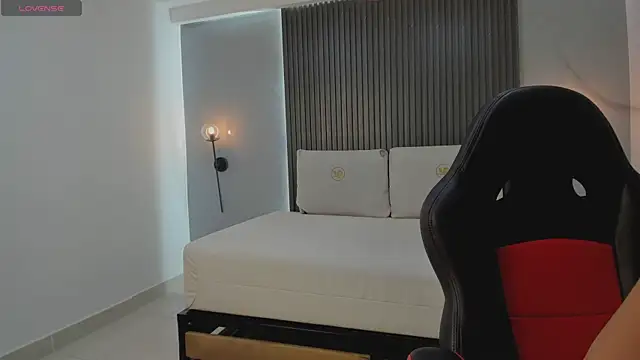 evony becker  online show from December 16, 12:21 pm