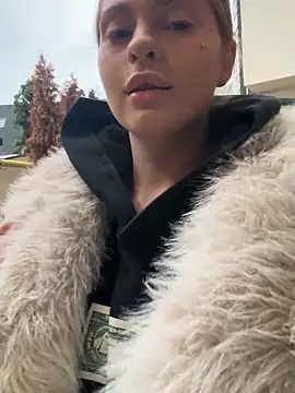 MilenaLuxury online show from November 29, 1:47 pm