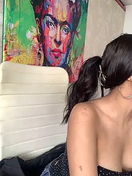 Snapshot of MiaScott_Pink chatting on December 5, 1:09 pm MiaScott Pink online show from December 5, 1:09 pm