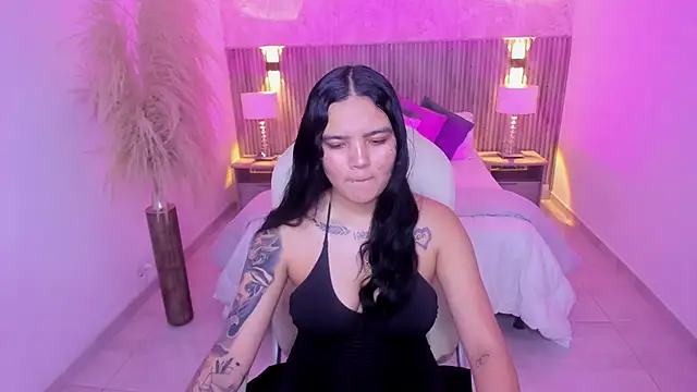 Allyson brown  online show from December 16, 7:19 pm