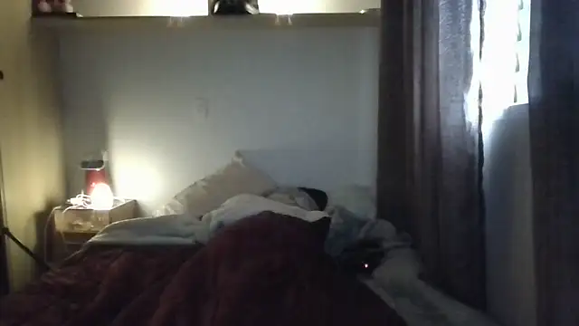 GabriellaManhas online show from March 13, 10:11 am