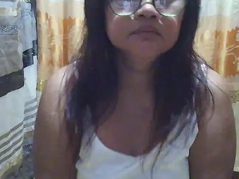 Snapshot of fireflower70 chatting on March 13, 10:05 pm fireflower70 online show from March 13, 10:05 pm