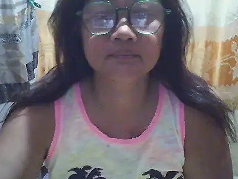 Snapshot of fireflower70 chatting on March 15, 12:33 pm fireflower70 online show from March 15, 12:33 pm