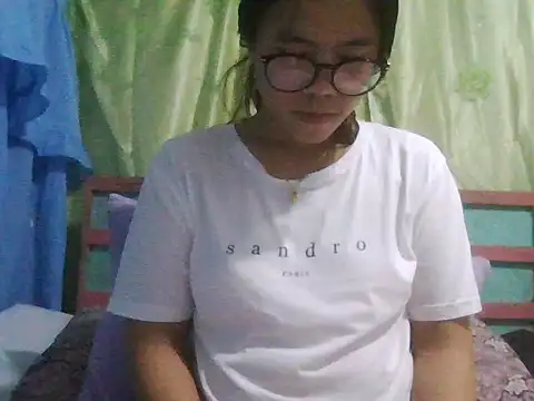 xxdreamgirl69 online show from January 14, 5:02 am