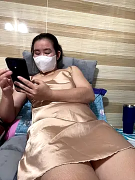 Hot Nova online show from December 19, 7:10 pm