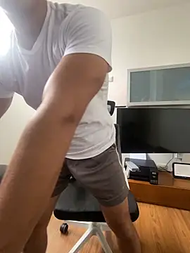 18years 22cm  online show from February 24, 9:46 pm