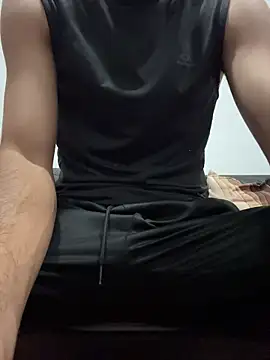 Davisuarez online show from February 25, 1:43 pm