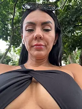 SofhiaTaylor online show from February 4, 7:20 pm