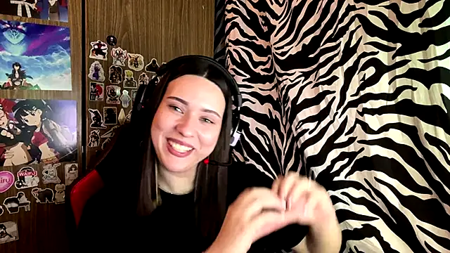 Snapshot of AngeliqueSulima chatting on December 2, 1:17 pm AngeliqueSulima online show from December 2, 1:17 pm