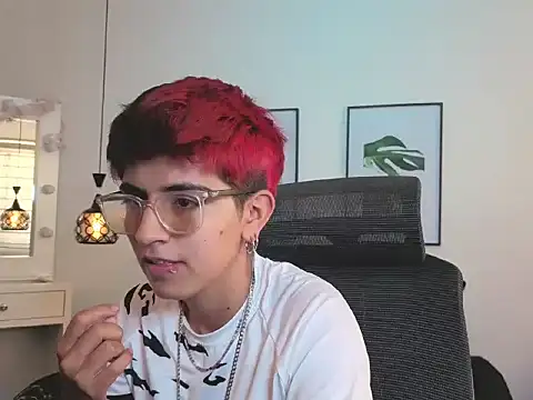 valeryevansvg online show from December 1, 12:10 pm