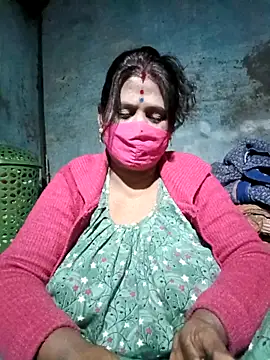 Snapshot of me-pari-hu chatting on February 1, 5:55 pm me-pari-hu online show from February 1, 5:55 pm