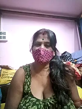 Snapshot of me-pari-hu chatting on February 4, 5:19 pm me-pari-hu online show from February 4, 5:19 pm