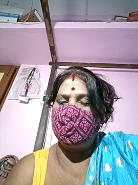 Snapshot of me-pari-hu chatting on February 16, 1:29 pm me-pari-hu online show from February 16, 1:29 pm