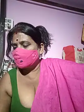 Snapshot of me-pari-hu chatting on February 22, 5:00 pm me-pari-hu online show from February 22, 5:00 pm