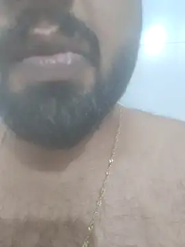 Snapshot of mrwhoti chatting on February 12, 9:43 pm mrwhoti online show from February 12, 9:43 pm