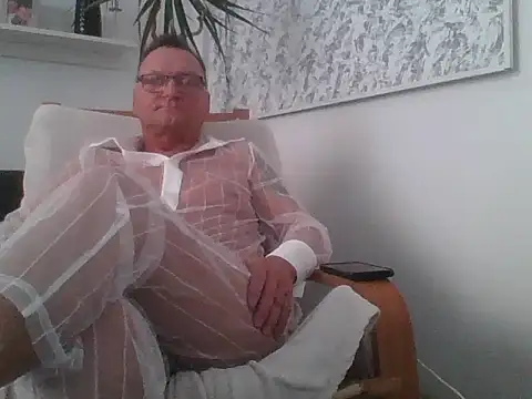 alf0402 online show from November 30, 1:15 pm