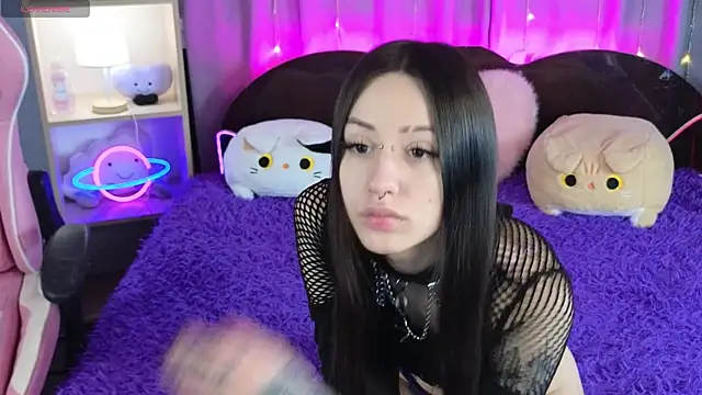 Snapshot of CosmicCanddy chatting on January 8, 8:44 pm CosmicCanddy online show from January 8, 8:44 pm