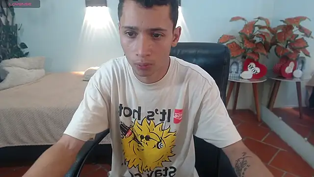 LucassSmith11 online show from December 5, 11:52 am