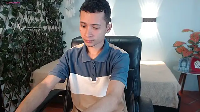 LucassSmith11 online show from January 11, 12:10 pm