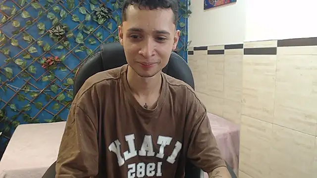 LucassSmith11 online show from March 22, 3:15 pm