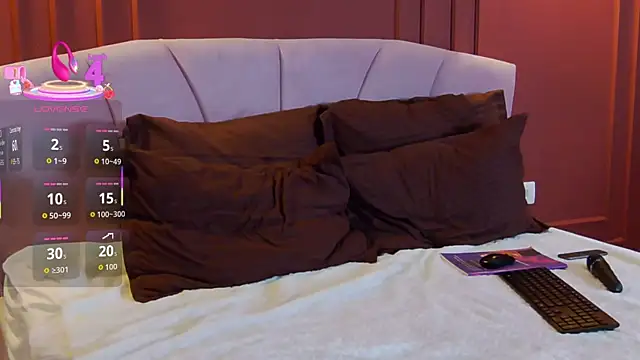 Snapshot of OliviaMazee chatting on November 29, 7:28 pm OliviaMazee online show from November 29, 7:28 pm