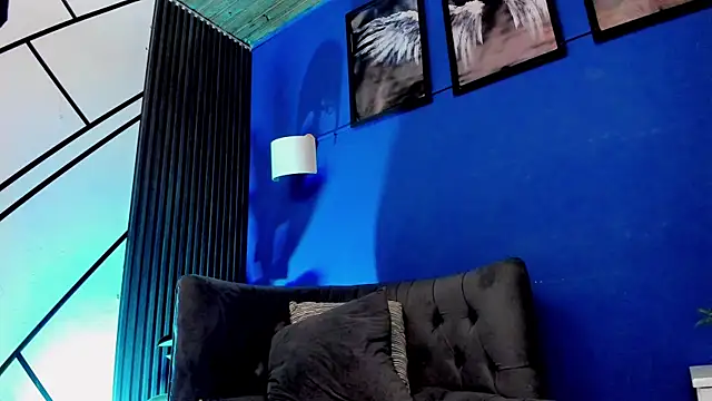 Sky Rivers online show from December 20, 3:13 am