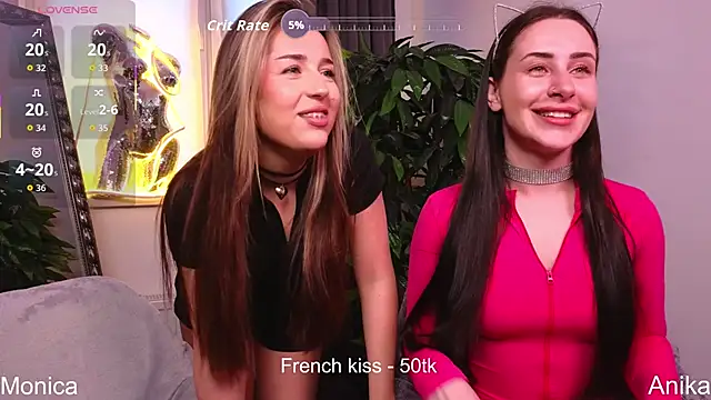 AnikaHarrys- online show from November 30, 1:15 pm