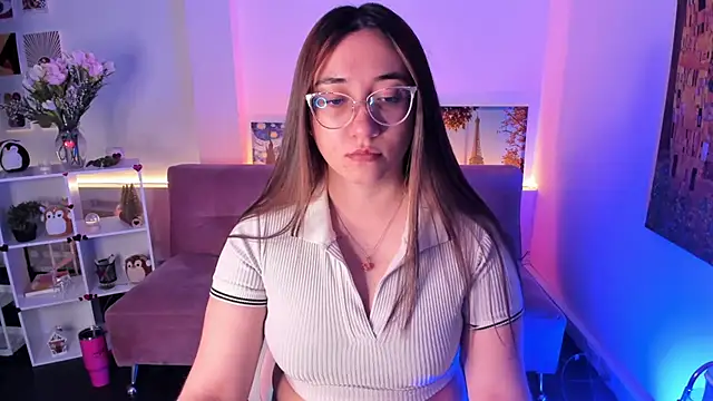 SwettieSammy online show from April 16, 12:17 pm