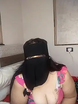 lolotheone online show from February 9, 11:20 pm