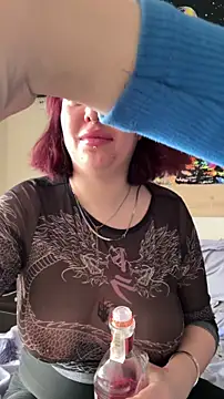 Snapshot of MurrbyAliceMoore chatting on January 15, 11:04 am MurrbyAliceMoore online show from January 15, 11:04 am