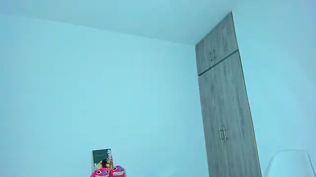 ebonydary 01 online show from December 22, 7:38 am