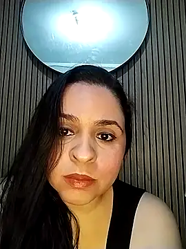 Snapshot of hirla chatting on November 29, 2:25 am hirla online show from November 29, 2:25 am