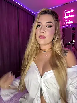 AlyonaWester  online show from February 13, 9:33 pm