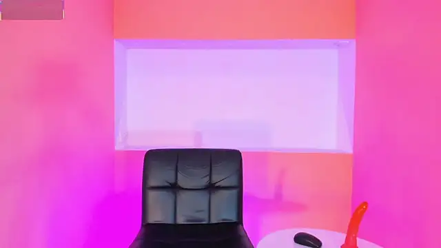 Snapshot of PrettyAngel__ chatting on January 19, 12:42 pm PrettyAngel online show from January 19, 12:42 pm