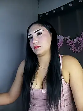 Emy cutee online show from December 4, 4:05 pm