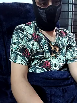 chocolateyboy77 online show from January 14, 6:13 pm