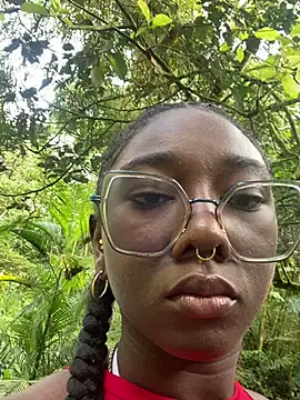 ZahhyGrey online show from January 8, 2:30 pm