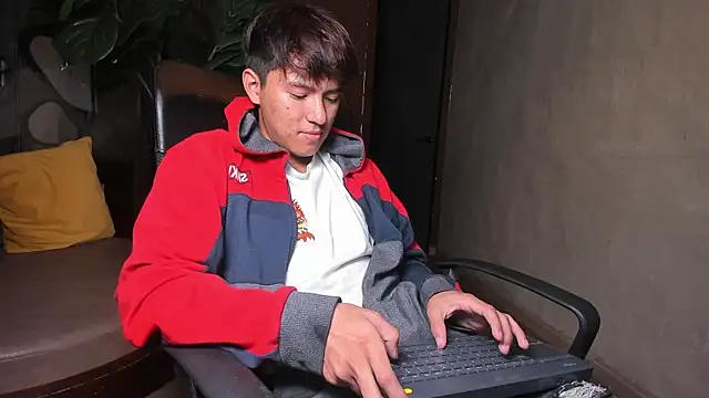 isaac grimm online show from February 19, 5:25 am