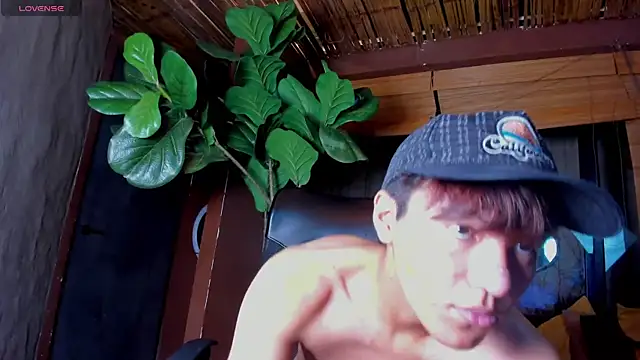 isaac grimm online show from April 9, 2:55 am