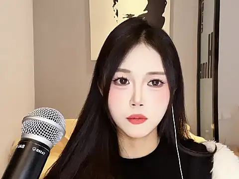 Snapshot of REne-0925 chatting on December 18, 9:04 am REne-0925 online show from December 18, 9:04 am