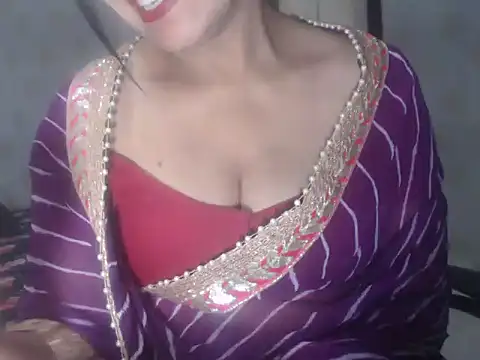 Hotronita123 online show from February 4, 5:13 am